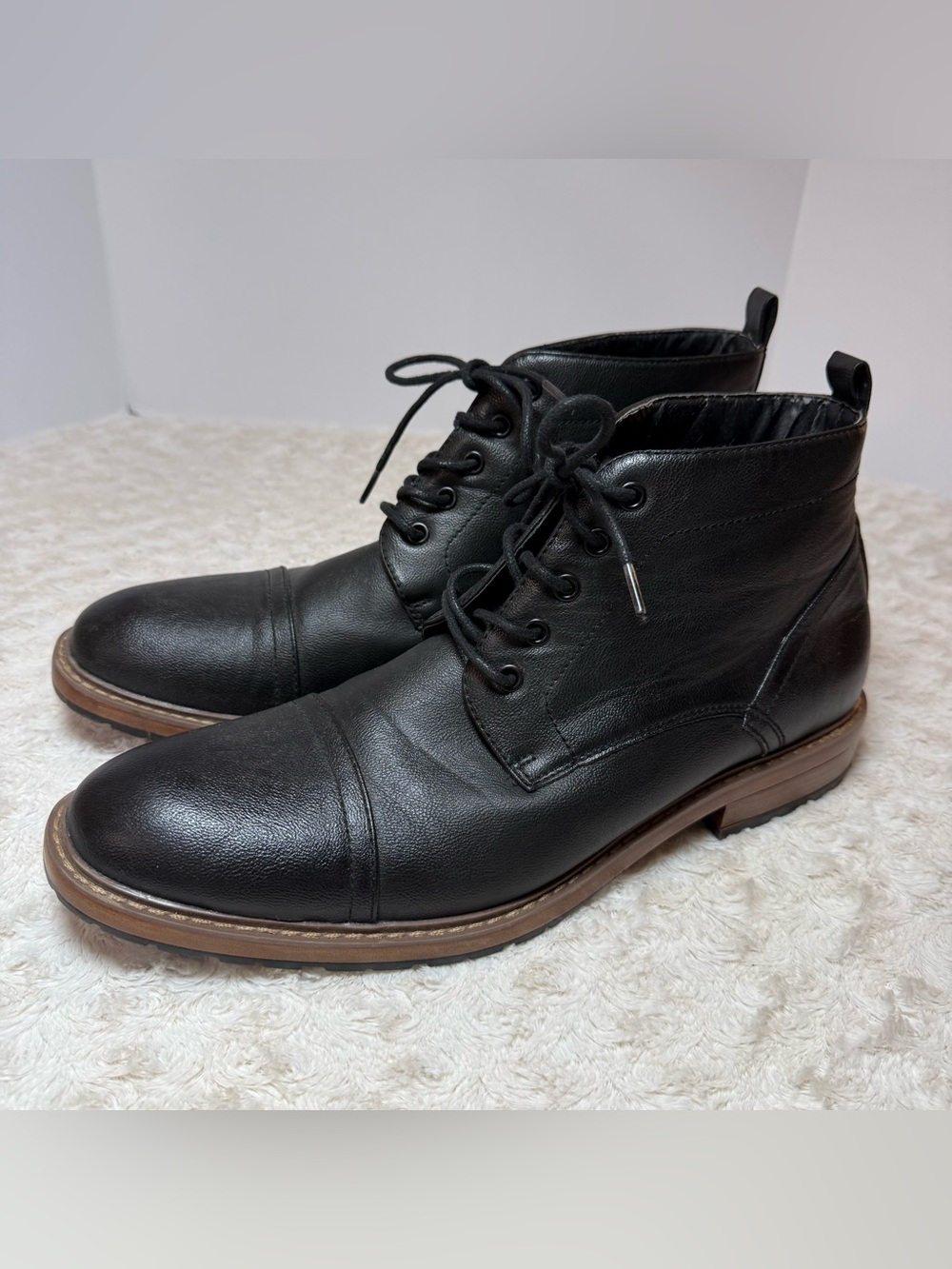 Perry Ellis Black Leather Chukka Boots with Brown Accented Sole